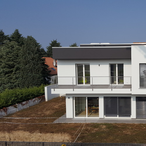 villa a Valmorea